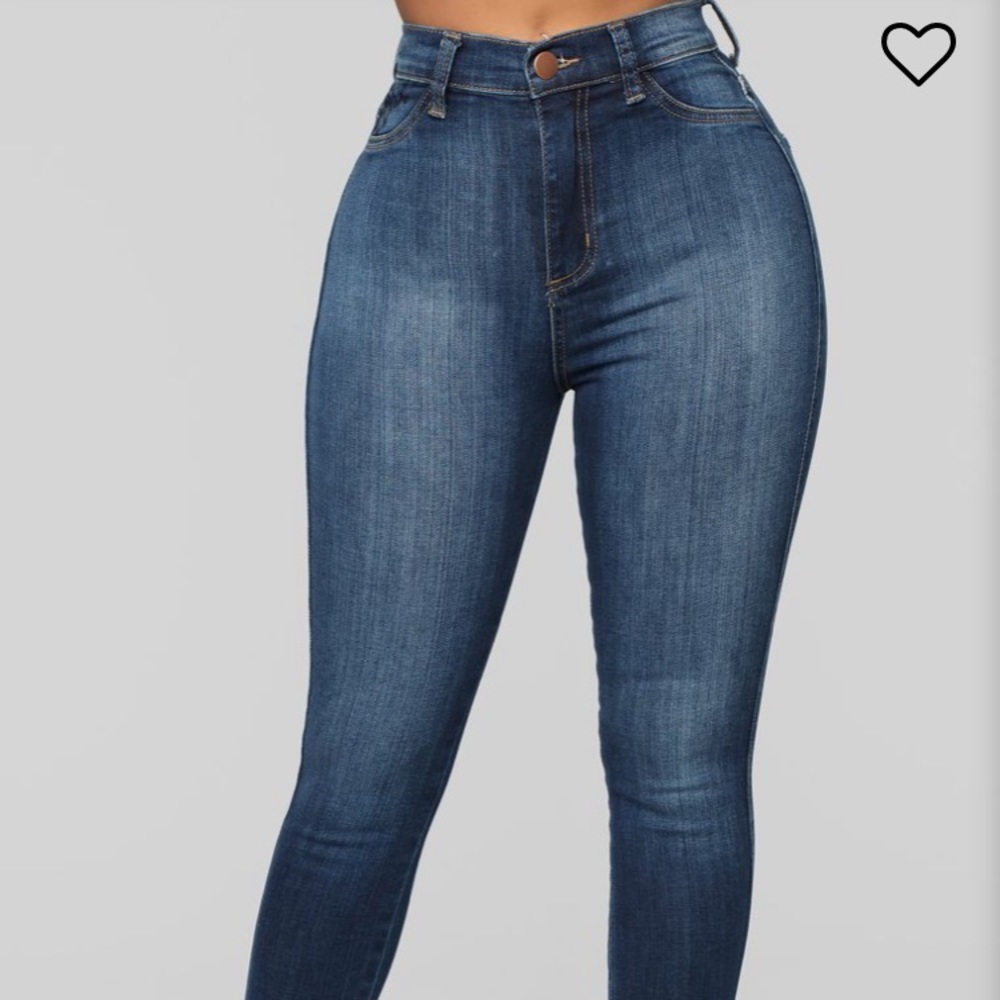 Fashion Nova Luxe high waist dark jeans never worn